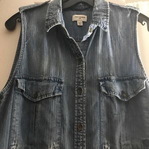 Cutoff denim shirt vest